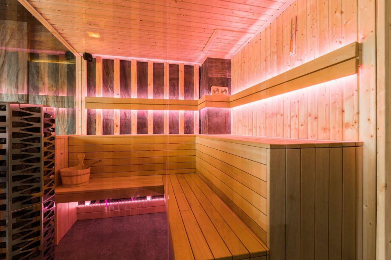 Rezydencja Diamond Spa Bialka Tatrzanska Luaran gambar
